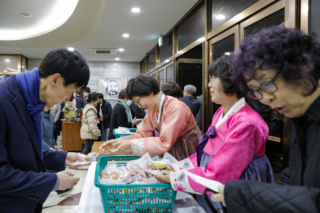 _68A871227.jpg