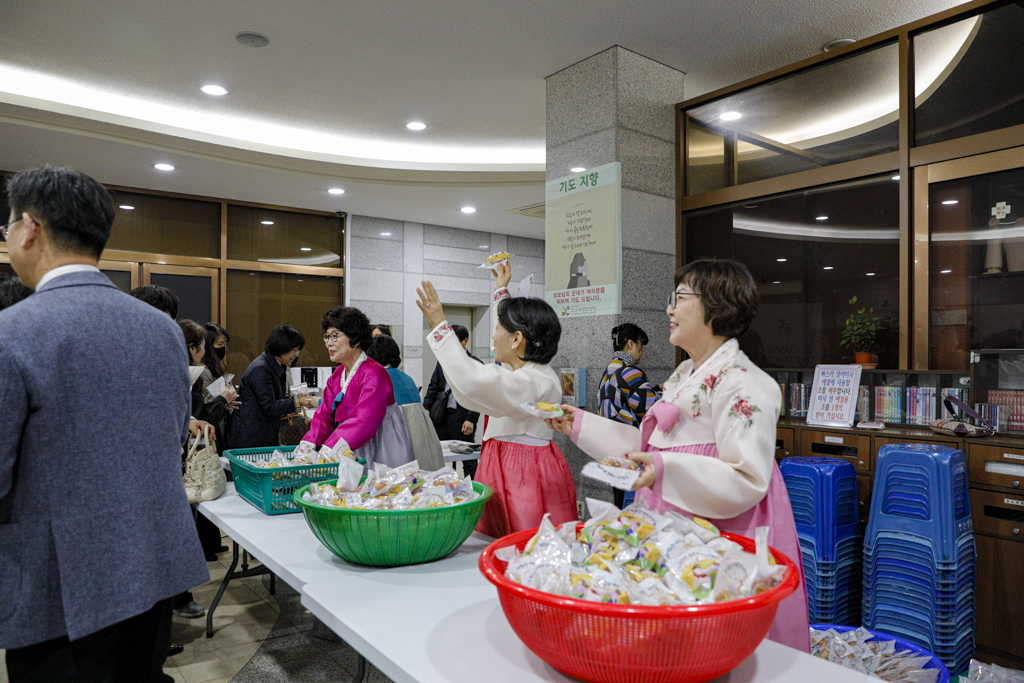 _68A872427.jpg
