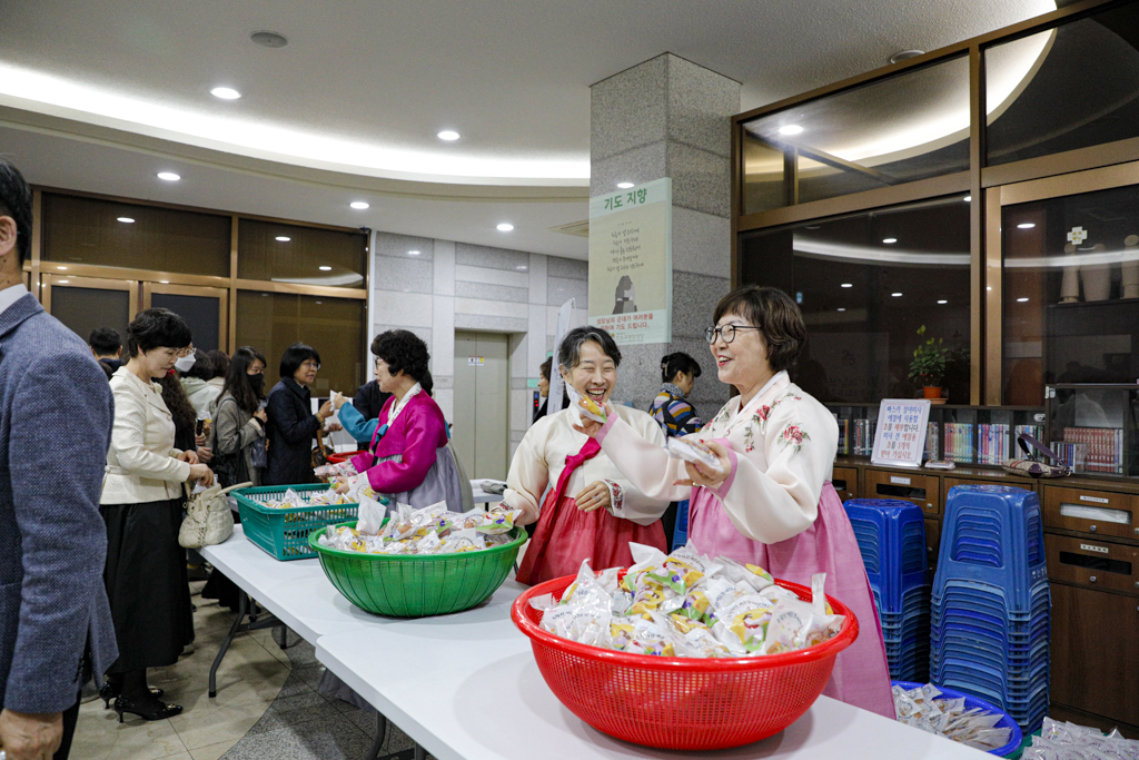 _68A872527.jpg