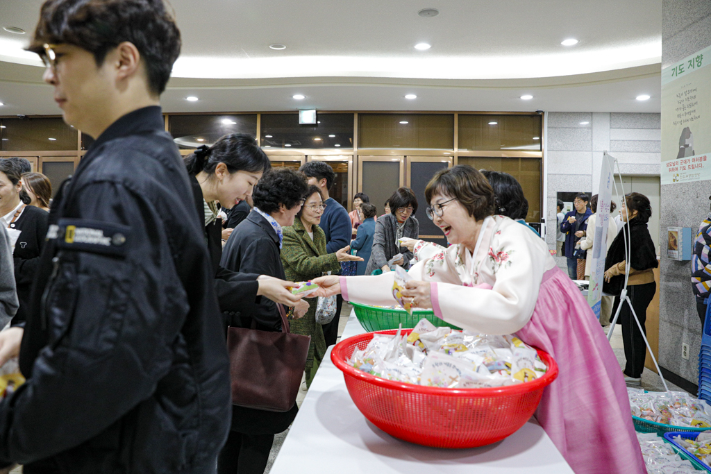 _68A873027.jpg